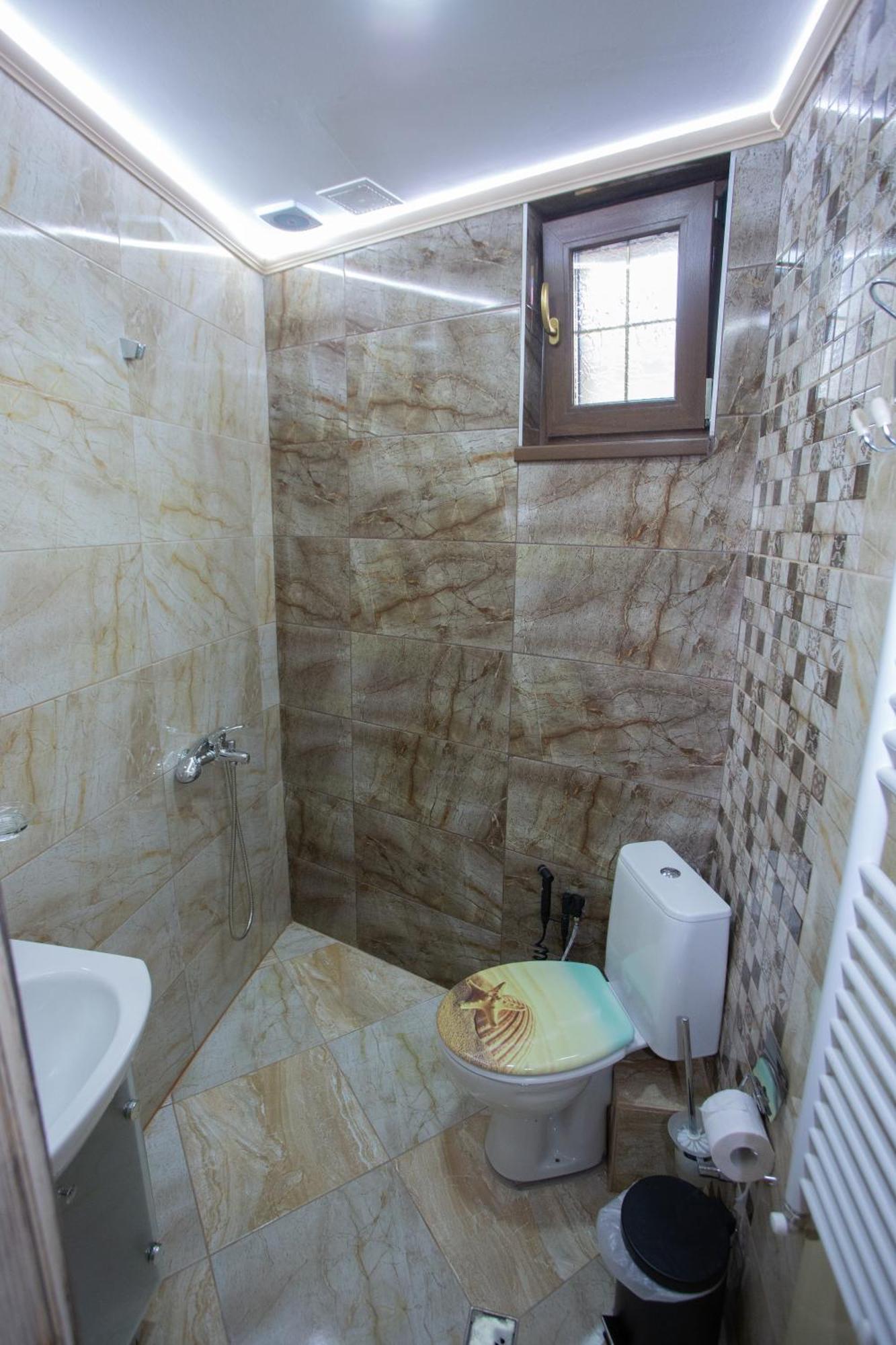 Къща За Гости Angelovi Veliko Tarnovo Exterior photo